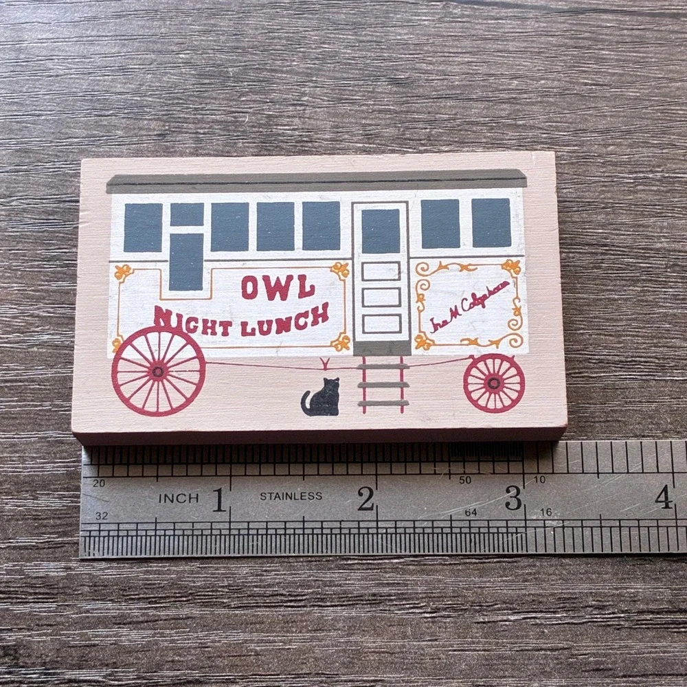The Cat's Meow 90s Owl Night Lunch Wagon Wooden 3